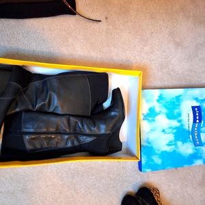 Black knee-high boots like new!